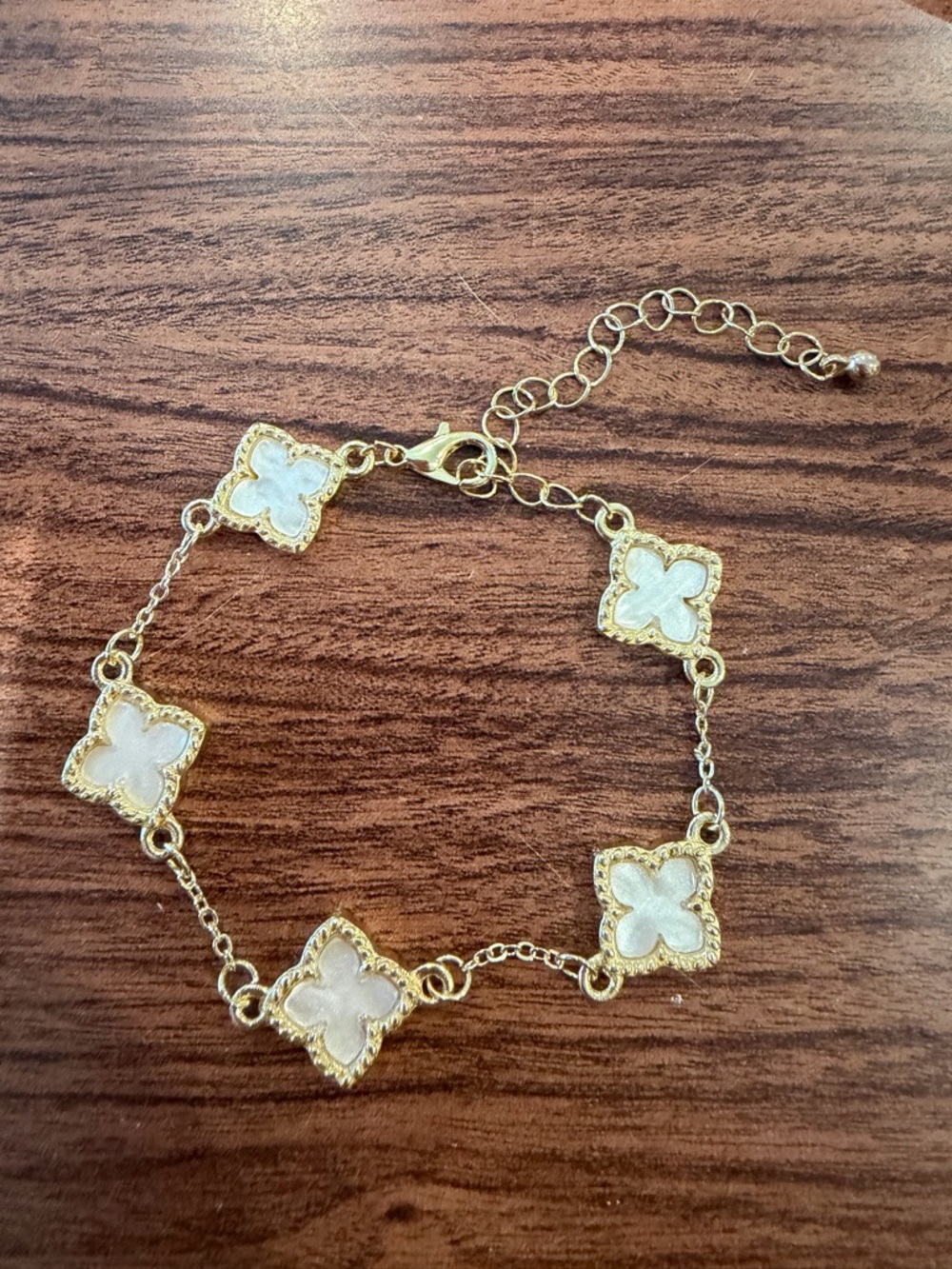 Target Gold and White Clover Link Bracelet